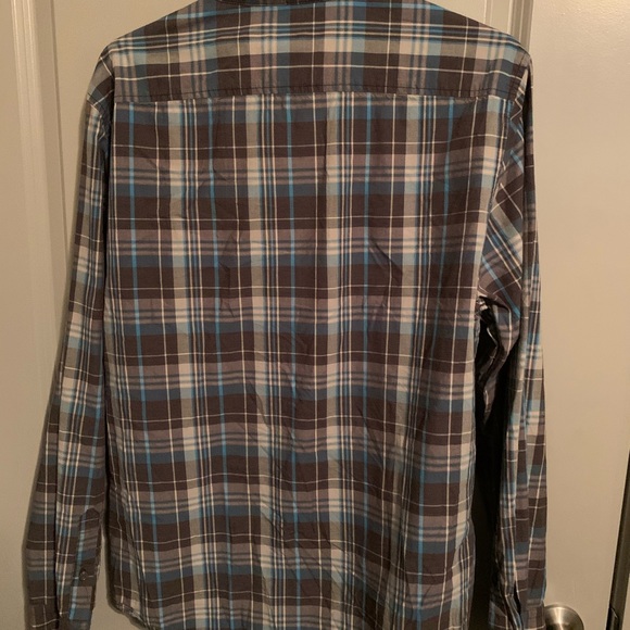 Calvin Klein Men’s Long Sleeved Button Up - Picture 3 of 3